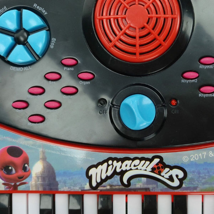 Piano Electrónico Lady Bug 2683