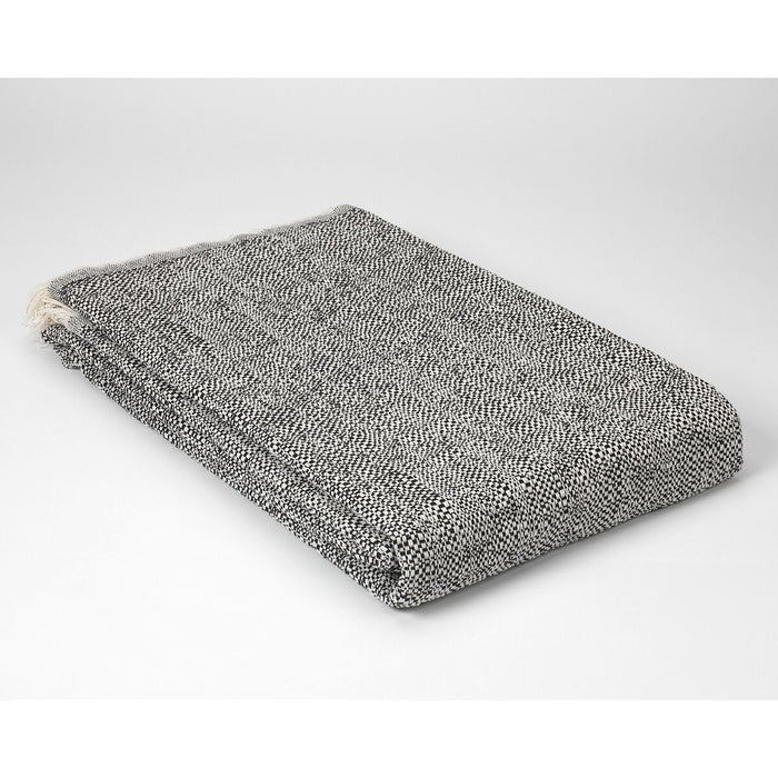 Alexandra House Living Atika Blanket Black 180 x 260 cm
