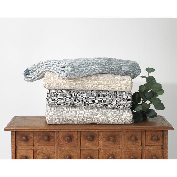 Alexandra House Living Atika Beige Blanket 225 x 260 cm