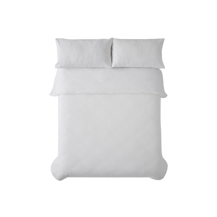 Alexandra House Living Banús White Duvet Cover Set, 135/140 cm Bed, 3 Pieces